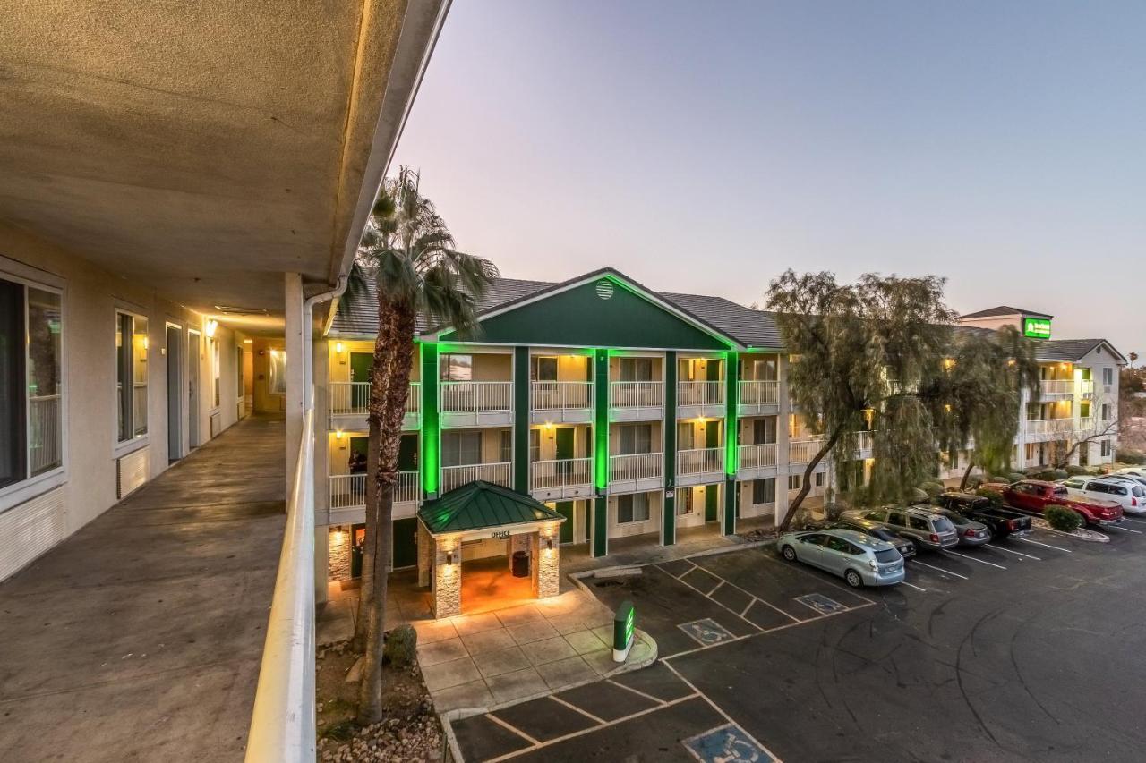 Studio 51 Extended Stay Hotel Phoenix Exterior foto